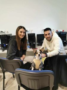 Ο Μάιλο μαθαίνει υπολογιστές